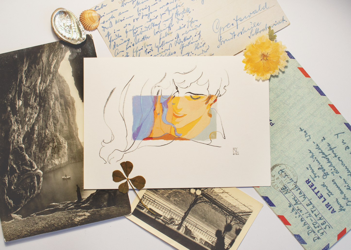 One card of a set of three of Vince and Zazu (almost) kissing. This illustrations is a digital print that starrs the main characters of the webcomic Little Starling by Pearl See.